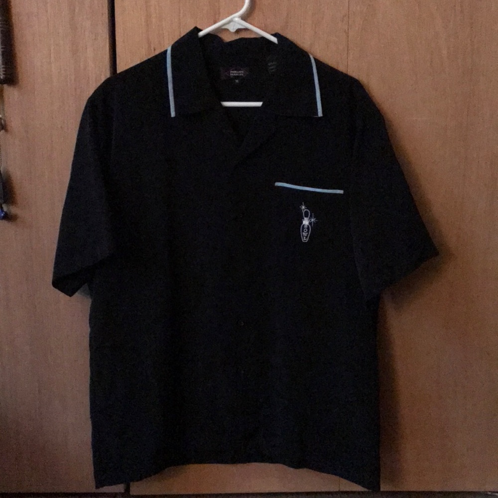 Bowling shirt